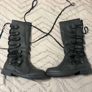Costume boots size M (10/11)